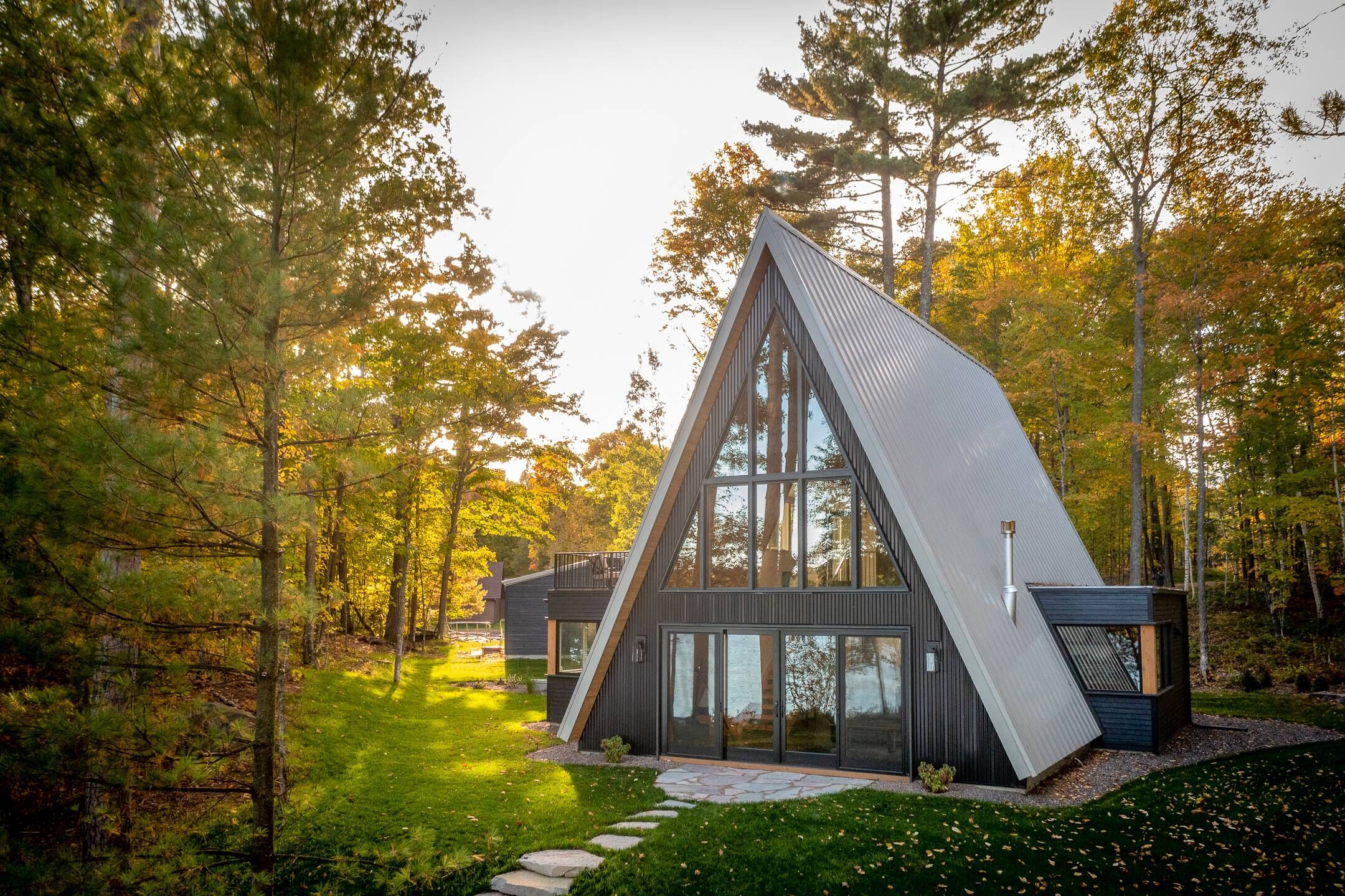 https://archello.com/story/103486/attachments/photos-videos/4 photo_credit Chad Holder Photography