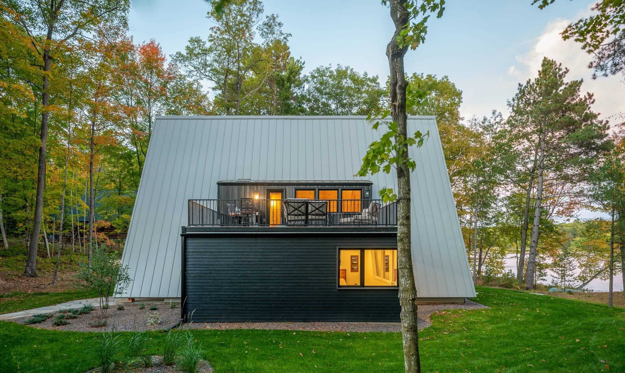 https://archello.com/story/103486/attachments/photos-videos/10 photo_credit Chad Holder Photography