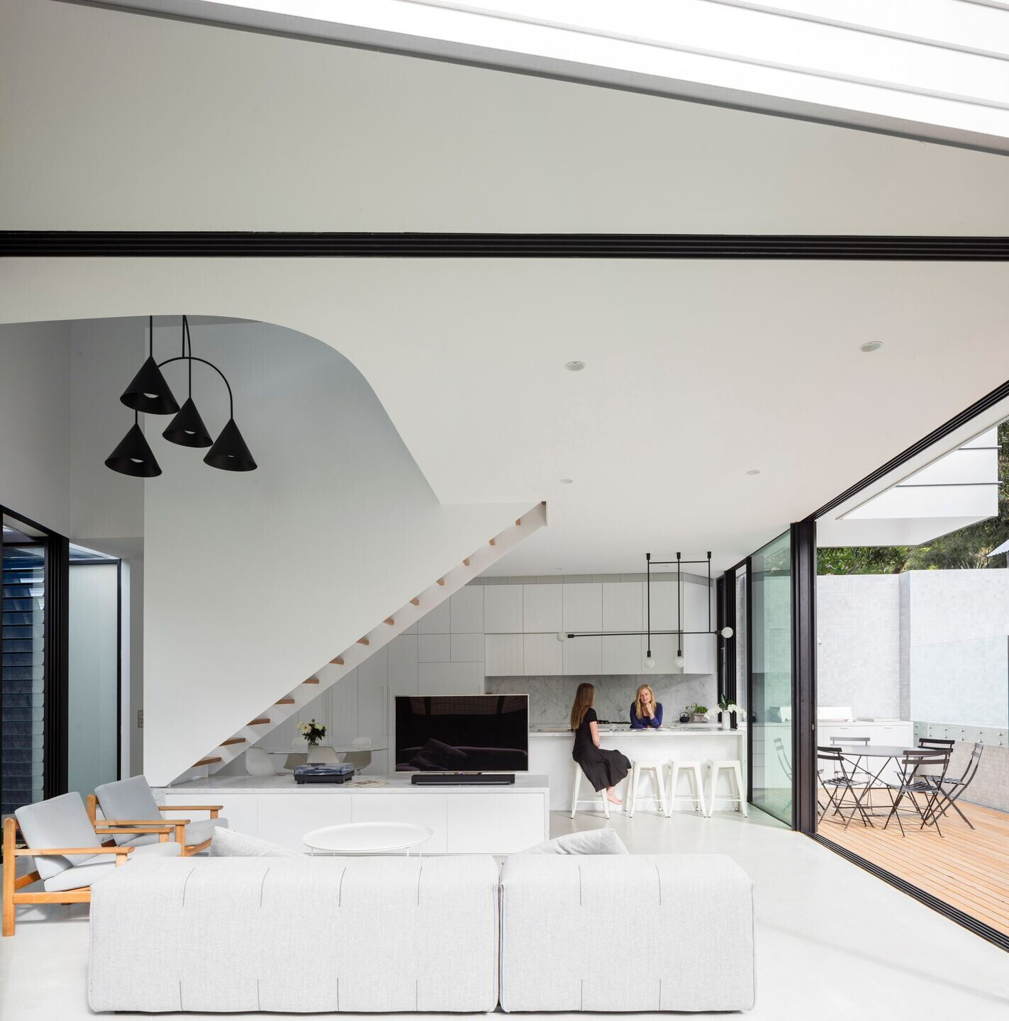 photo_credit Peekaboo House by Carter Williamson Architects - © Brett Boardman photo_credit Peekaboo House by Carter Williamson Architects - © Brett Boardman