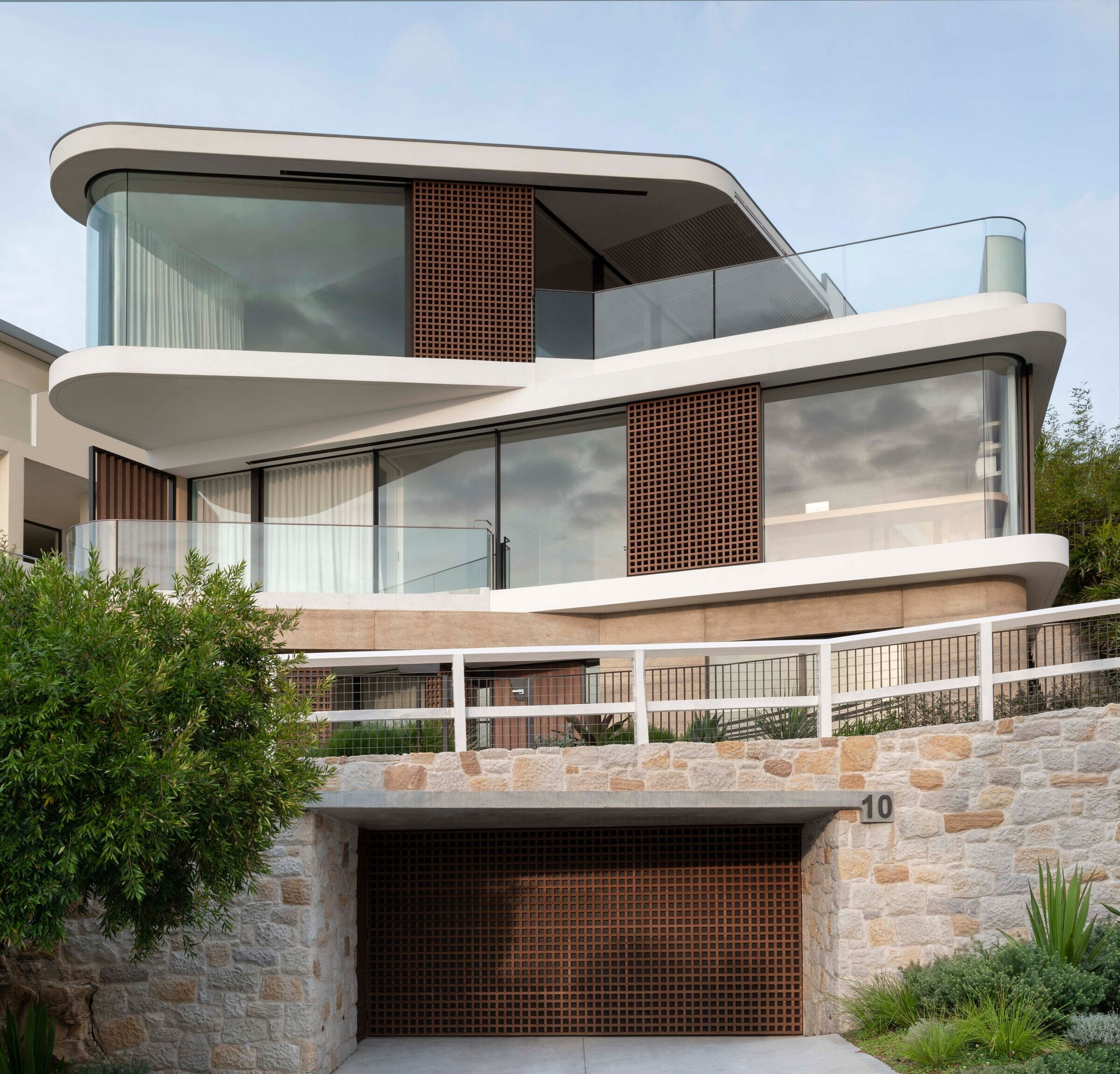 photo_credit Pacific View Point by Luigi Rosselli Architects - © Nicholas Watt photo_credit Pacific View Point by Luigi Rosselli Architects - © Nicholas Watt