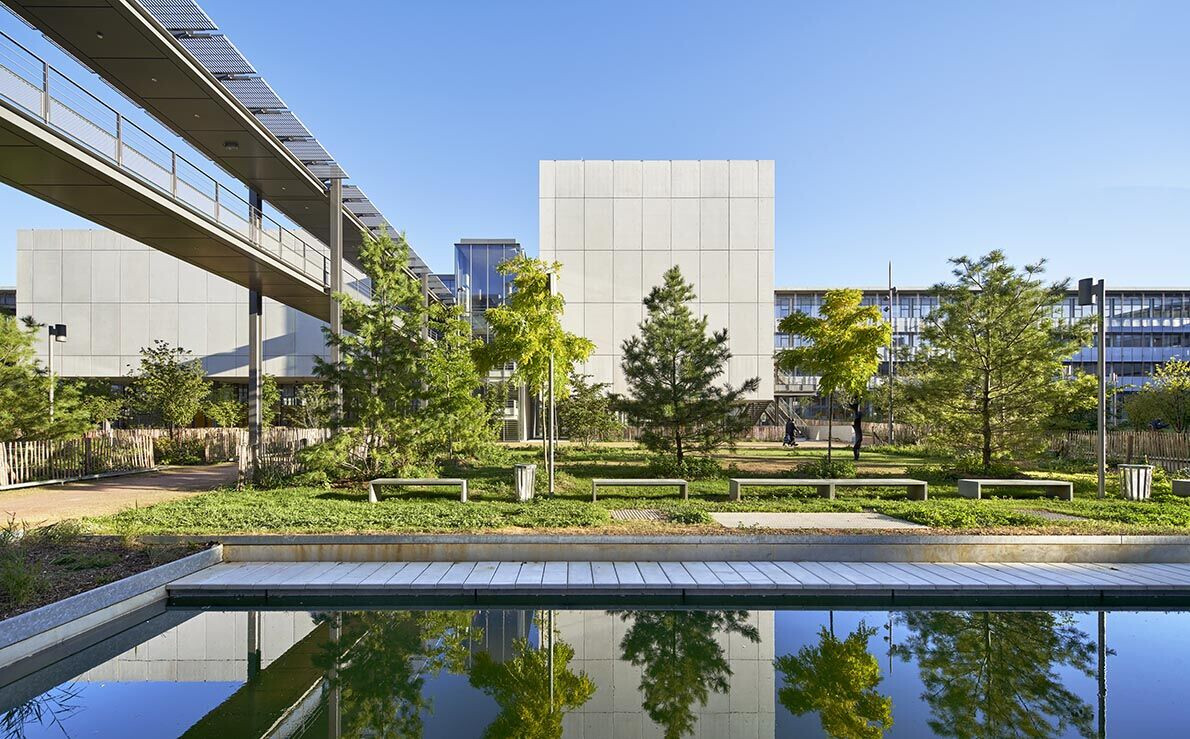 https://archello.com/story/103586/attachments/photos-videos/12 photo_credit © Michel Denancé