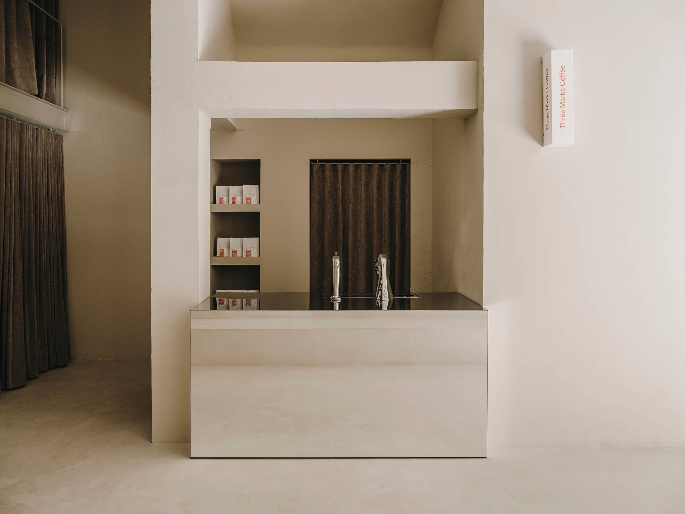 https://archello.com/story/103643/attachments/photos-videos/4 photo_credit Salva Lopez