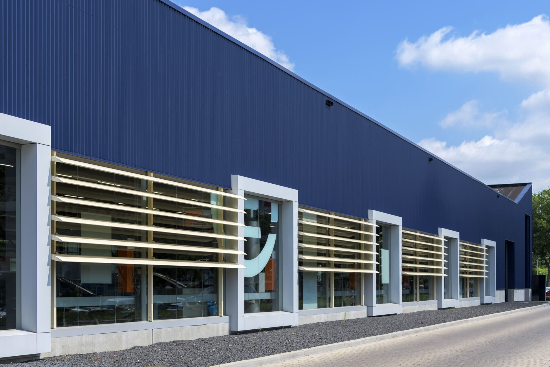 https://archello.com/story/103663/attachments/photos-videos/7 photo_credit Dirk Verwoerd Architectural Photography