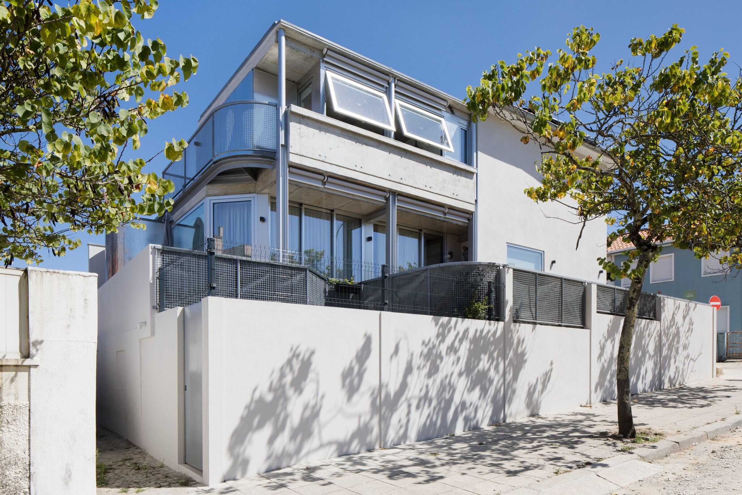 https://archello.com/story/103662/attachments/photos-videos/10 photo_credit Tiago Casanova