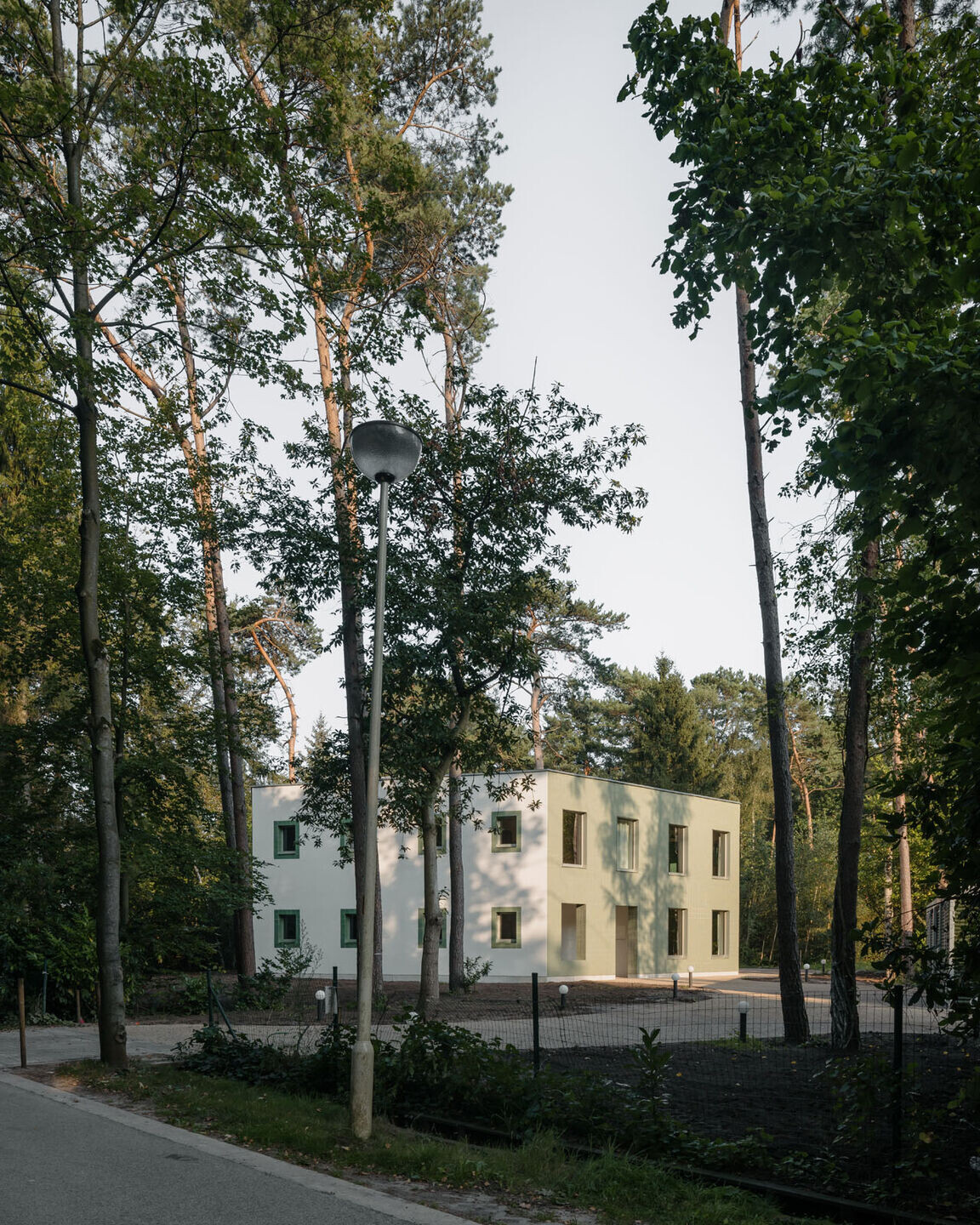 https://archello.com/story/103667/attachments/photos-videos/8 photo_credit Stijn Bollaert