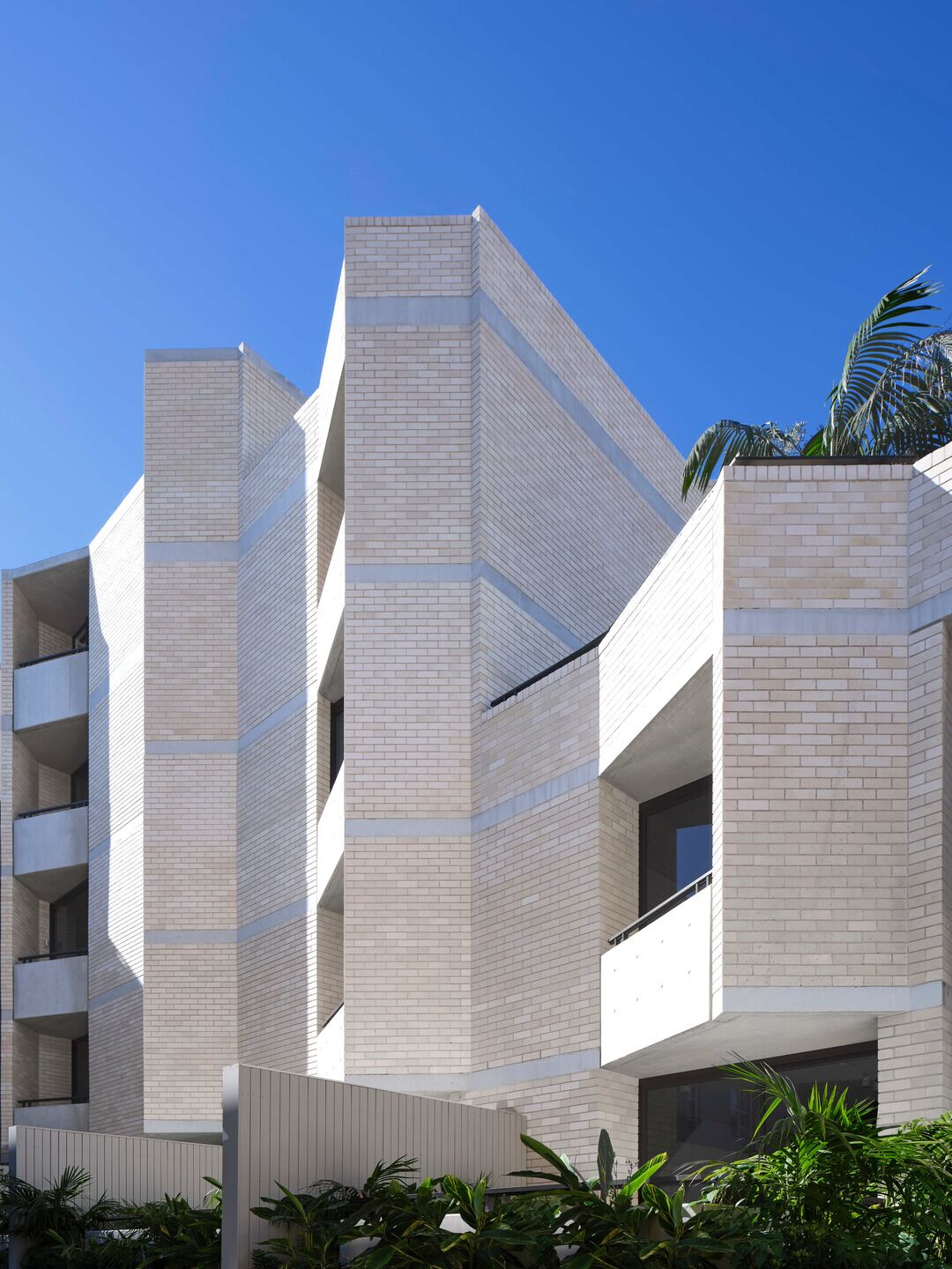 https://archello.com/story/103674/attachments/photos-videos/6 photo_credit Romello Pereira
