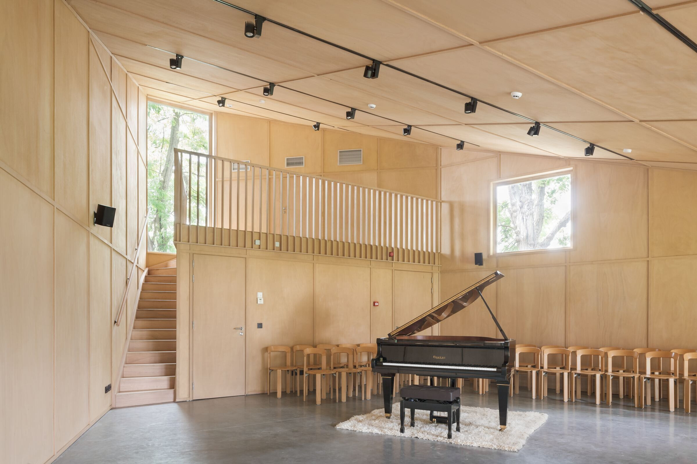 https://archello.com/story/103733/attachments/photos-videos/12 photo_credit Stijn Bollaert
