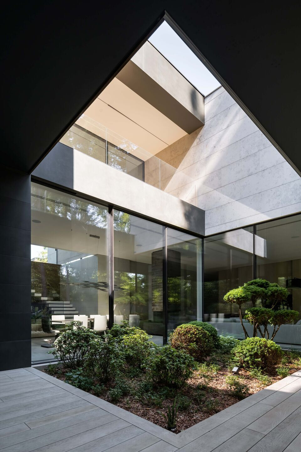 https://archello.com/story/103867/attachments/photos-videos/10 photo_credit Ilya Ivanov