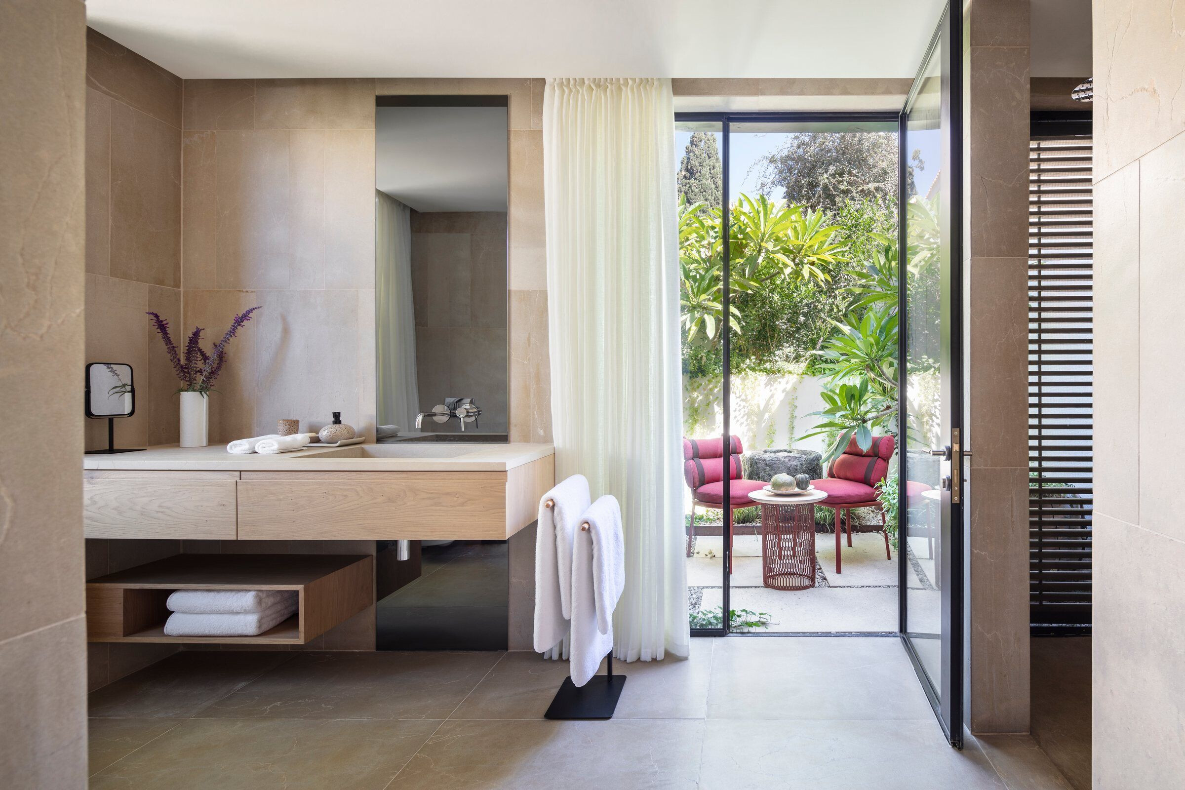 https://archello.com/story/103980/attachments/photos-videos/38 photo_credit Amit Geron