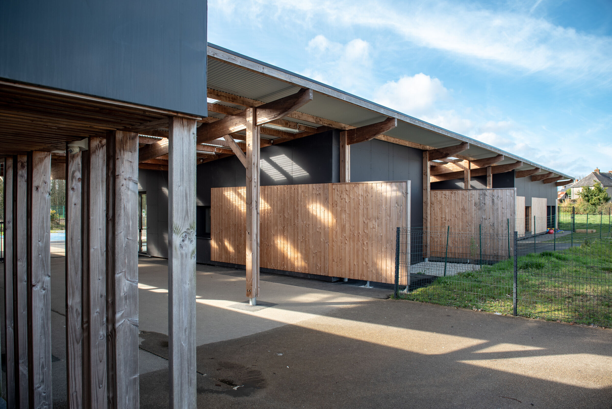 https://archello.com/story/104027/attachments/photos-videos/3 photo_credit Joan Casanelles