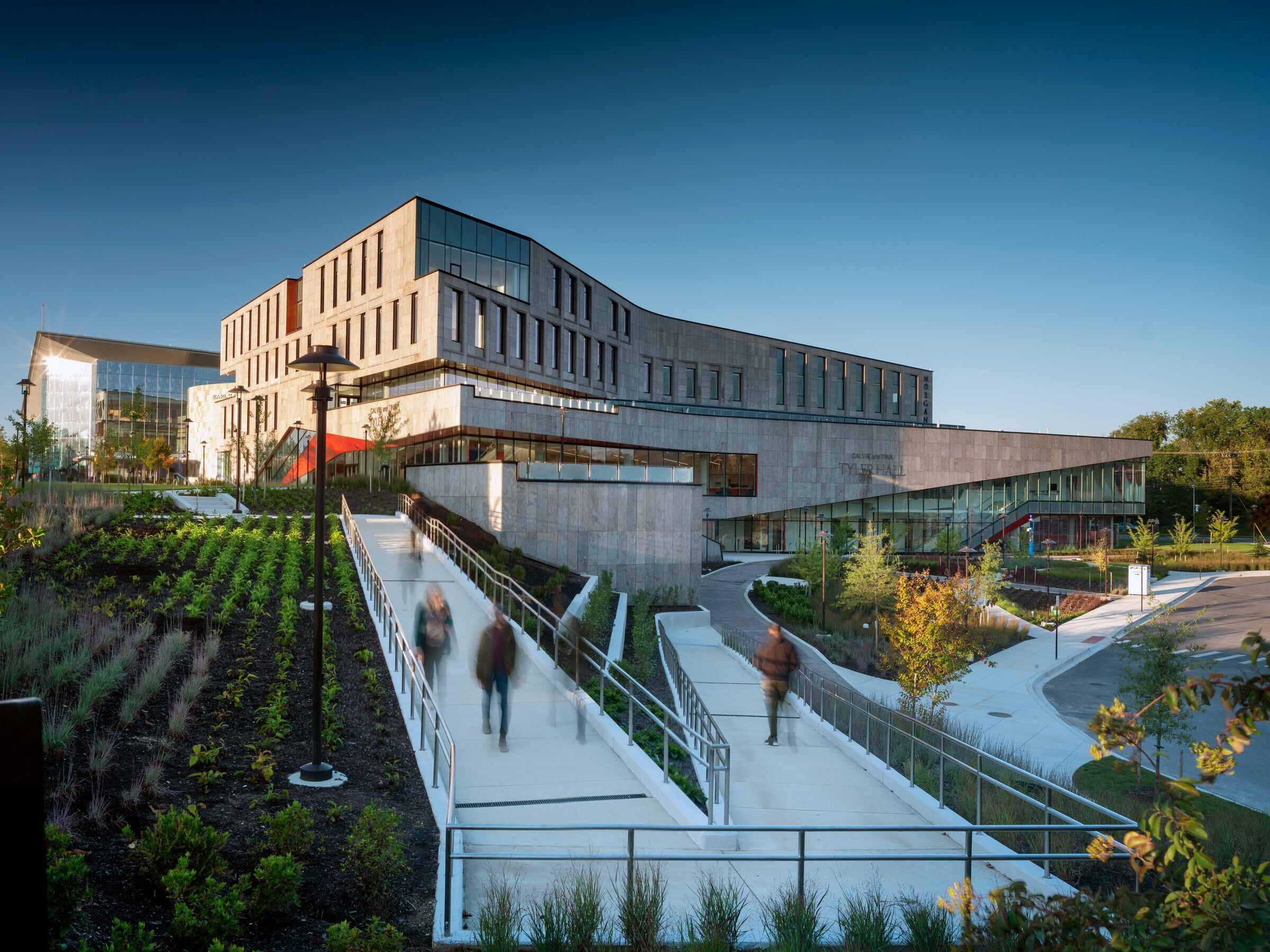 https://archello.com/story/104135/attachments/photos-videos/3 photo_credit Nic Lehoux