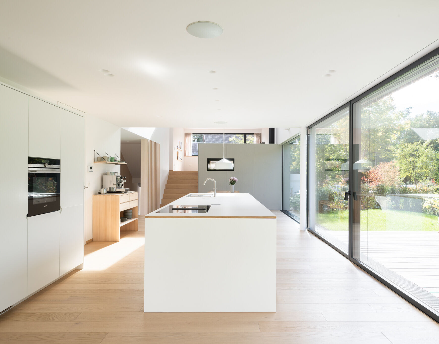 https://archello.com/story/104224/attachments/photos-videos/13 photo_credit Lukas Schaller