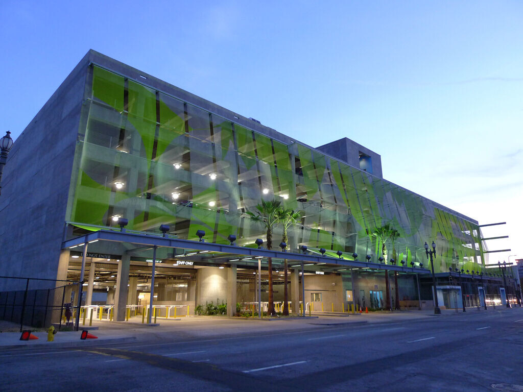 photo_credit LAPD Los Angeles Police Department by John Friedman Alice Kimm Architects (JFAK) - © Fotoworks