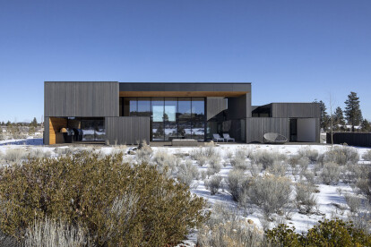 High Desert Residence creates a sense of calm and refuge in balance with the landscape and sky