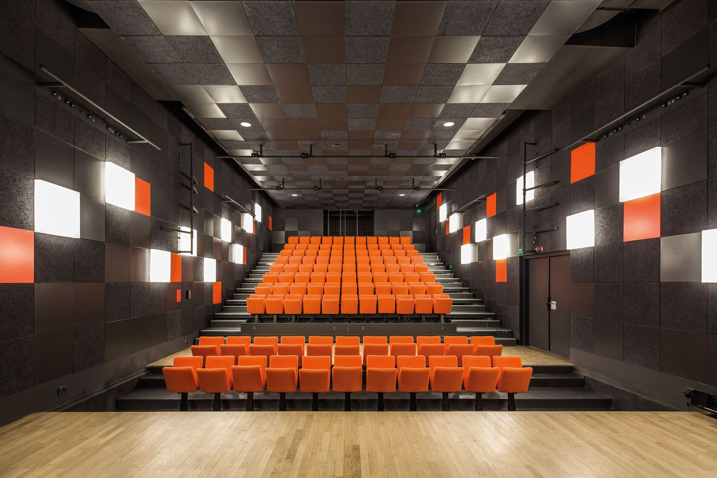 https://archello.com/story/104448/attachments/photos-videos/5 photo_credit luc boegly