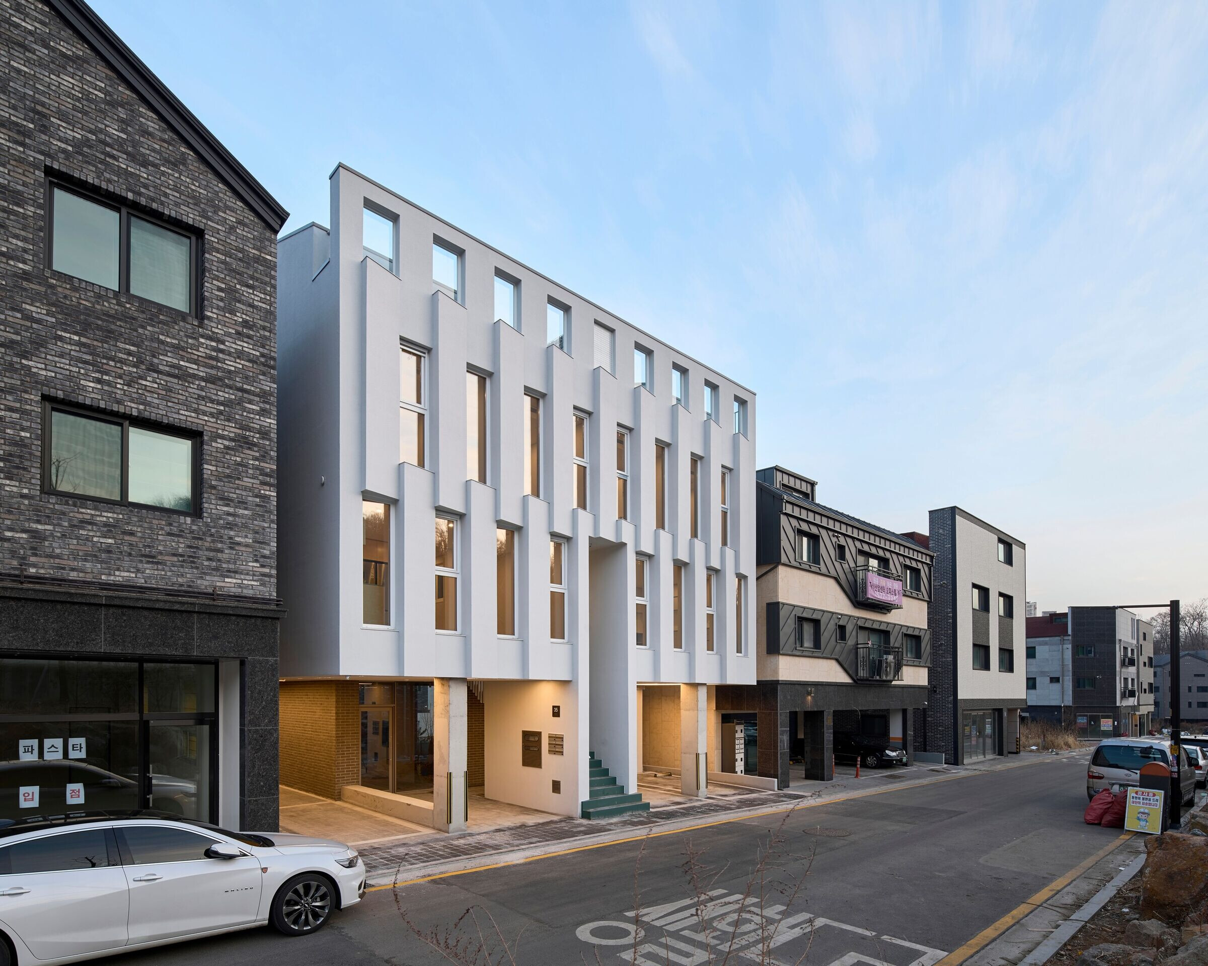https://archello.com/story/104429/attachments/photos-videos/8 photo_credit Jinbo Choi