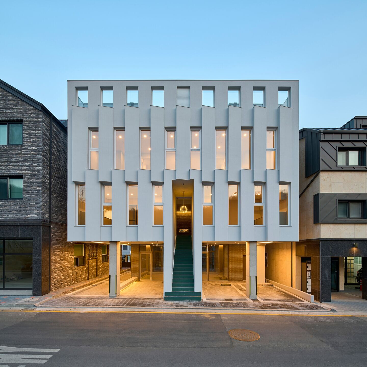 https://archello.com/story/104429/attachments/photos-videos/9 photo_credit Jinbo Choi