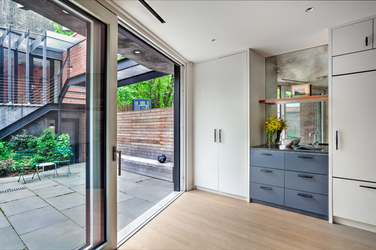 https://archello.com/story/104563/attachments/photos-videos/2 photo_credit Peter Peirce