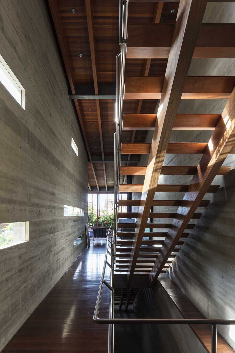 https://archello.com/story/104573/attachments/photos-videos/8 photo_credit Leonardo Finotti