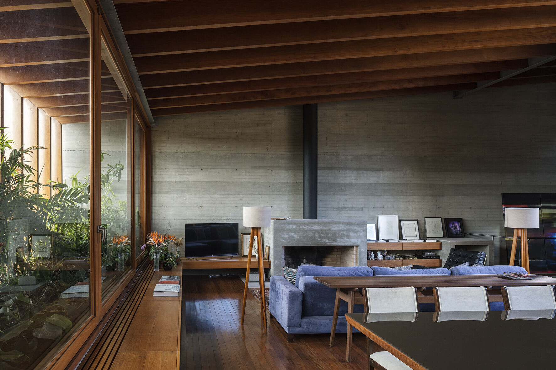 https://archello.com/story/104573/attachments/photos-videos/6 photo_credit Leonardo Finotti