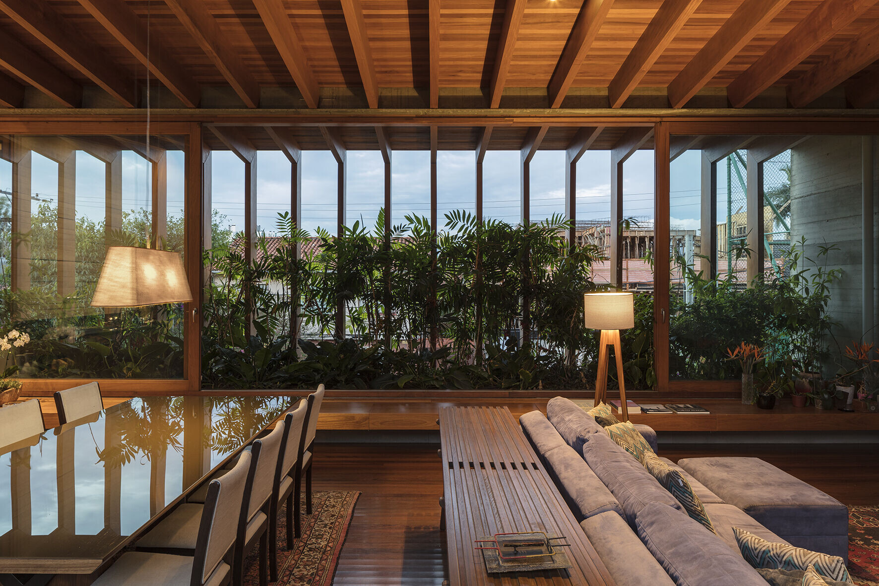 https://archello.com/story/104573/attachments/photos-videos/5 photo_credit Leonardo Finotti