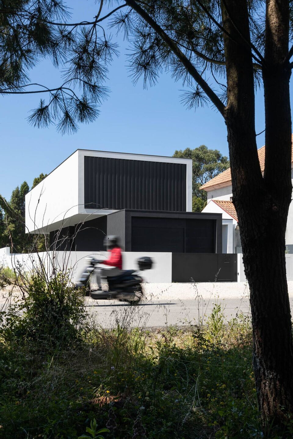 https://archello.com/story/104592/attachments/photos-videos/3 photo_credit Tavares Studio