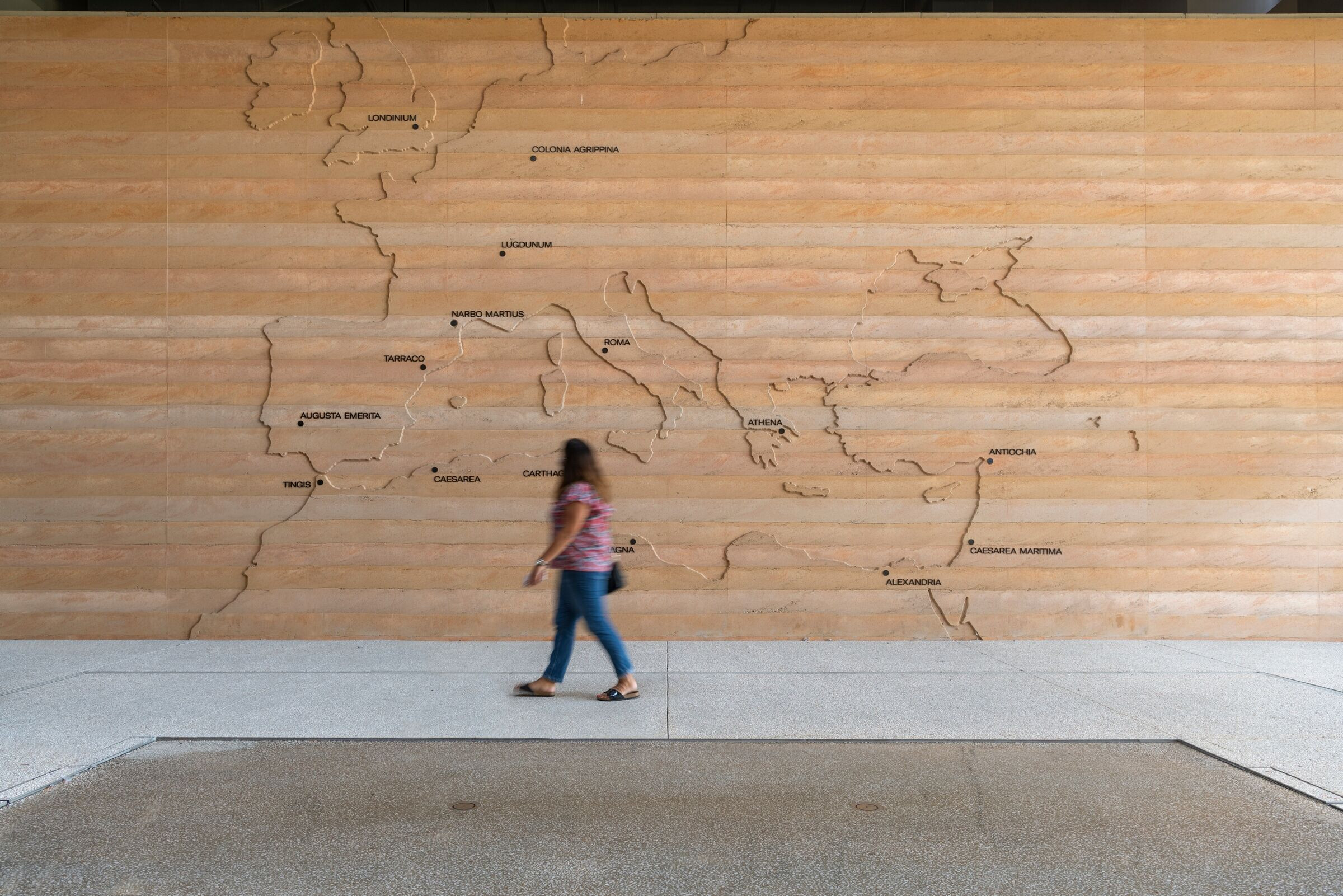 https://archello.com/story/104626/attachments/photos-videos/29 photo_credit Nigel Young / Foster + Partners