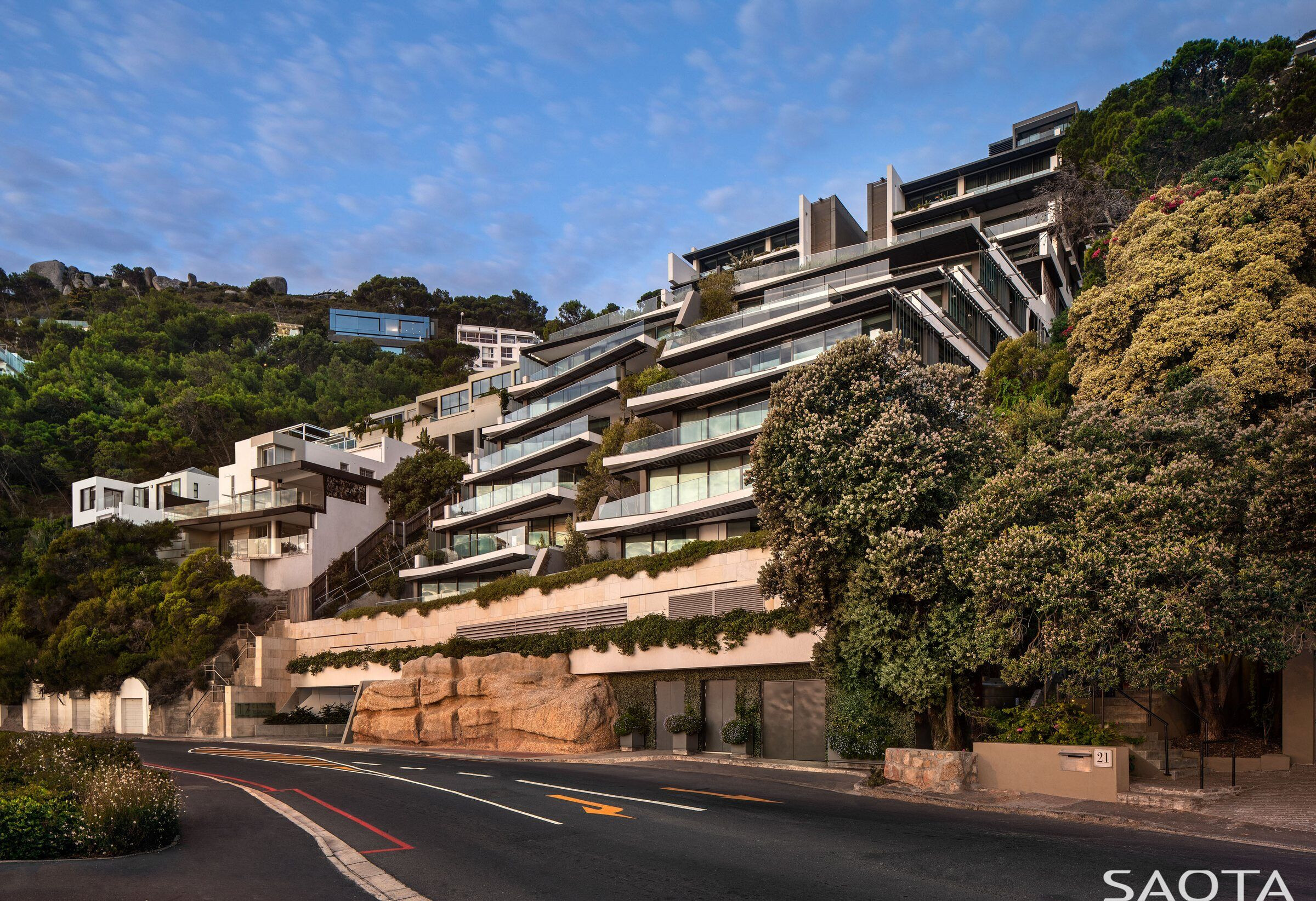 https://archello.com/story/104618/attachments/photos-videos/4 photo_credit Adam Letch