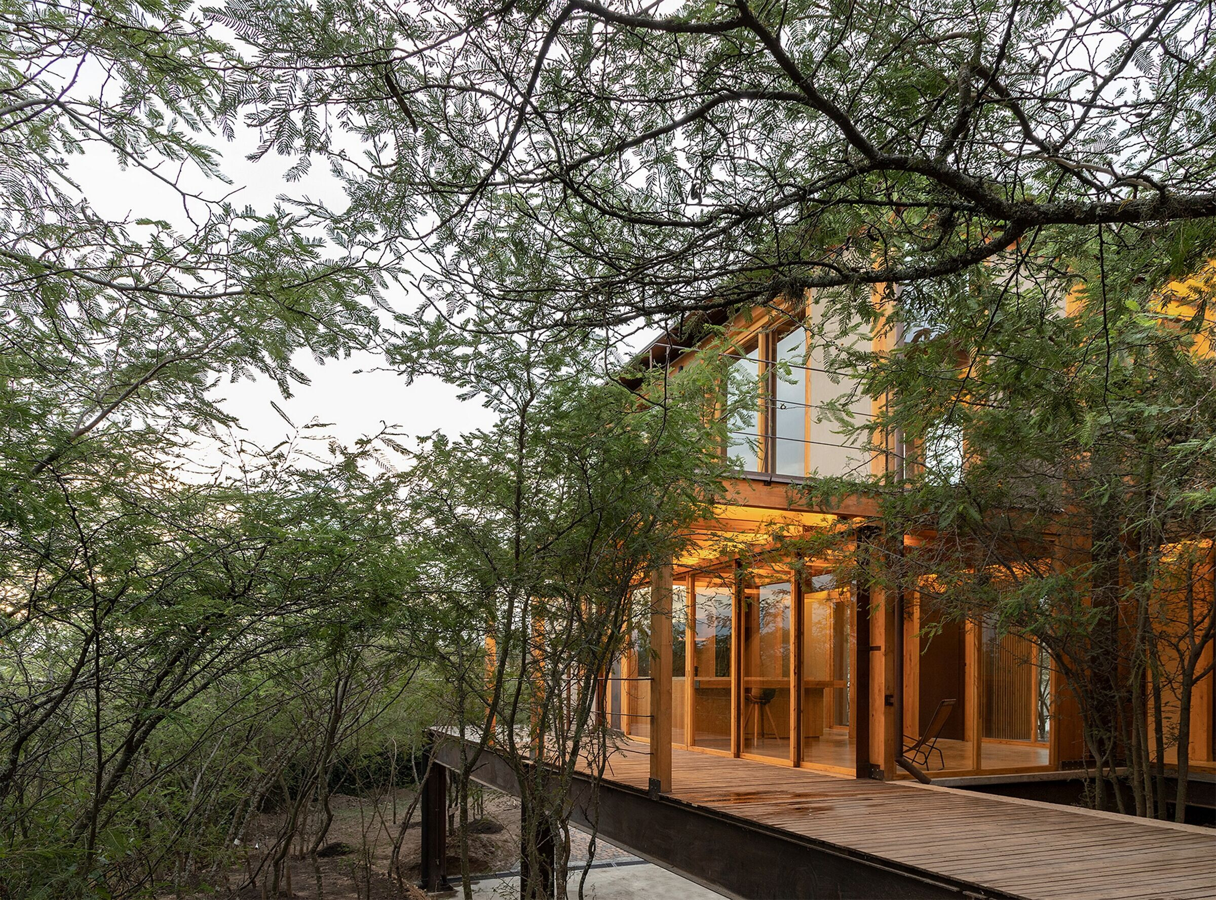 https://archello.com/story/104650/attachments/photos-videos/3 photo_credit JAG studio