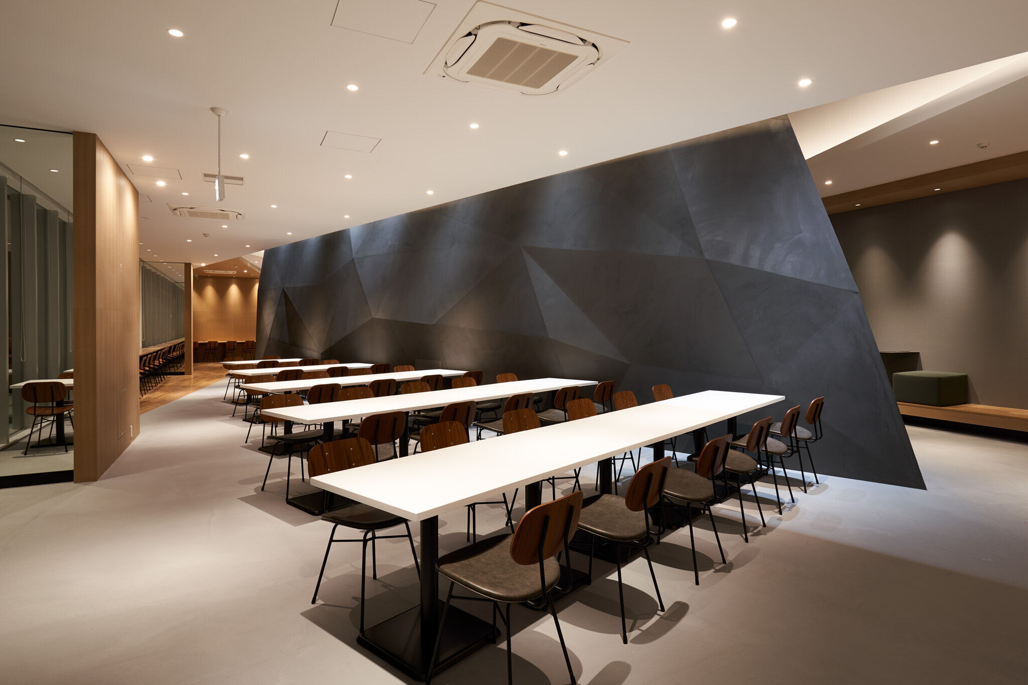 https://archello.com/story/104703/attachments/photos-videos/9 photo_credit Masaya Yoshimura