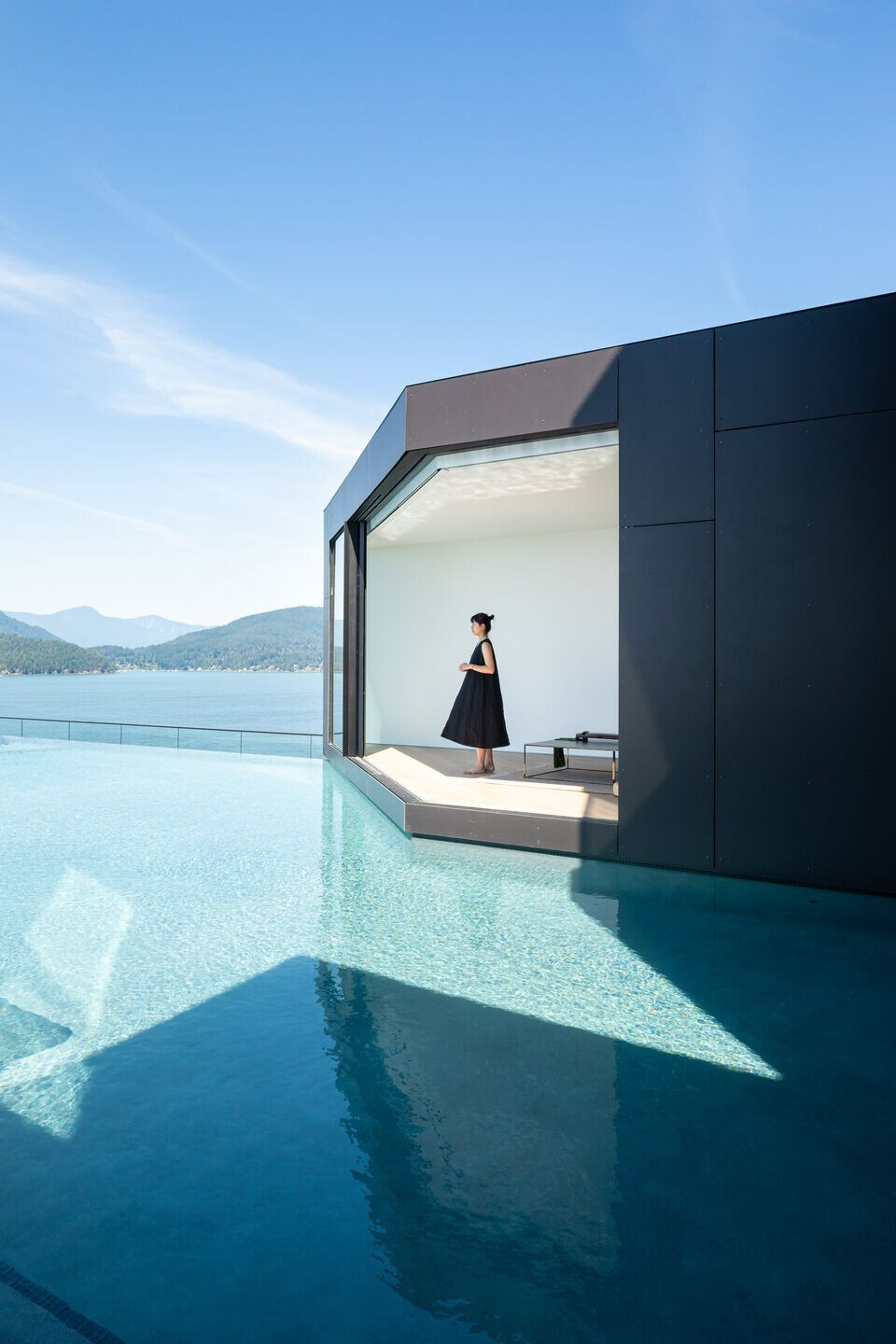 https://archello.com/story/100496/attachments/photos-videos/7 photo_credit Ema Peter