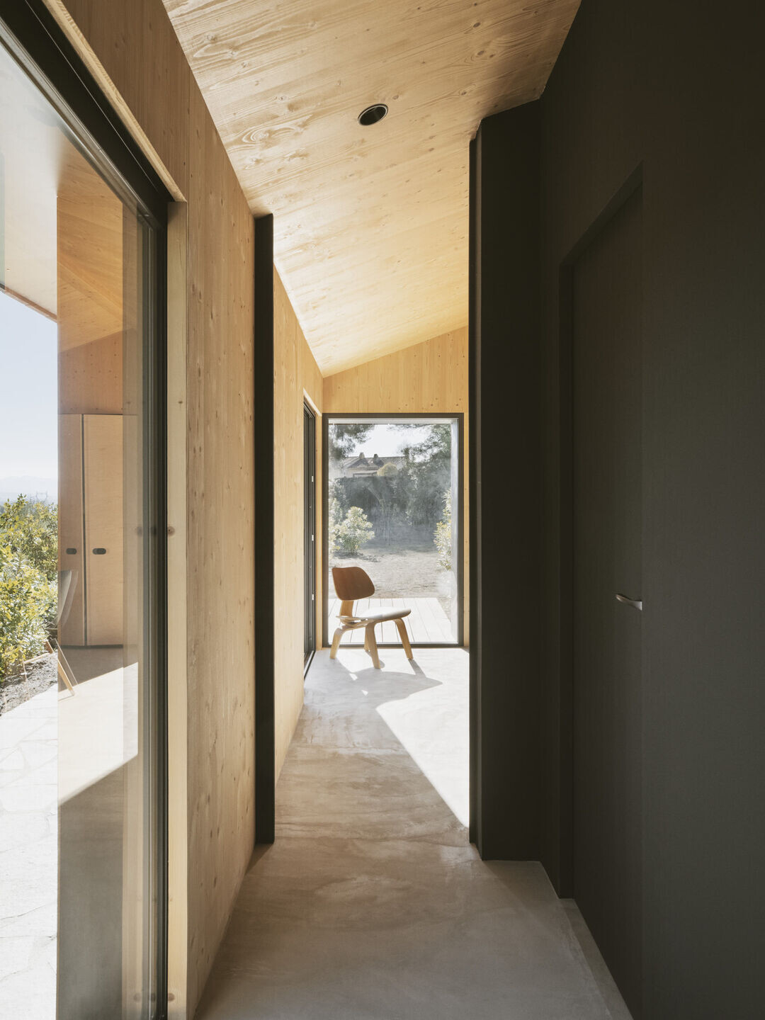 https://archello.com/story/104796/attachments/photos-videos/13 photo_credit Henry Woide