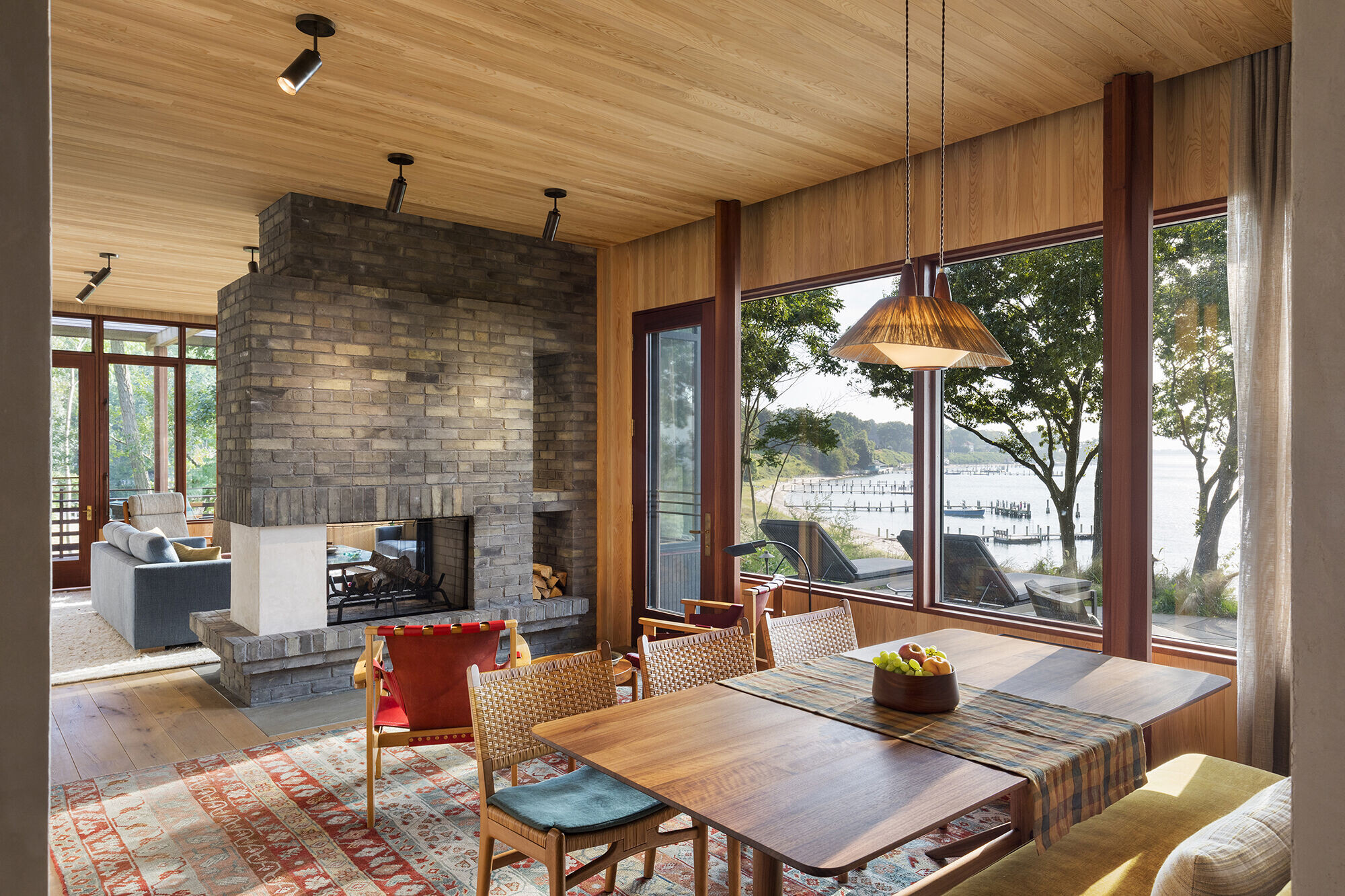 https://archello.com/story/104886/attachments/photos-videos/7 photo_credit Albert Vecerka/Esto