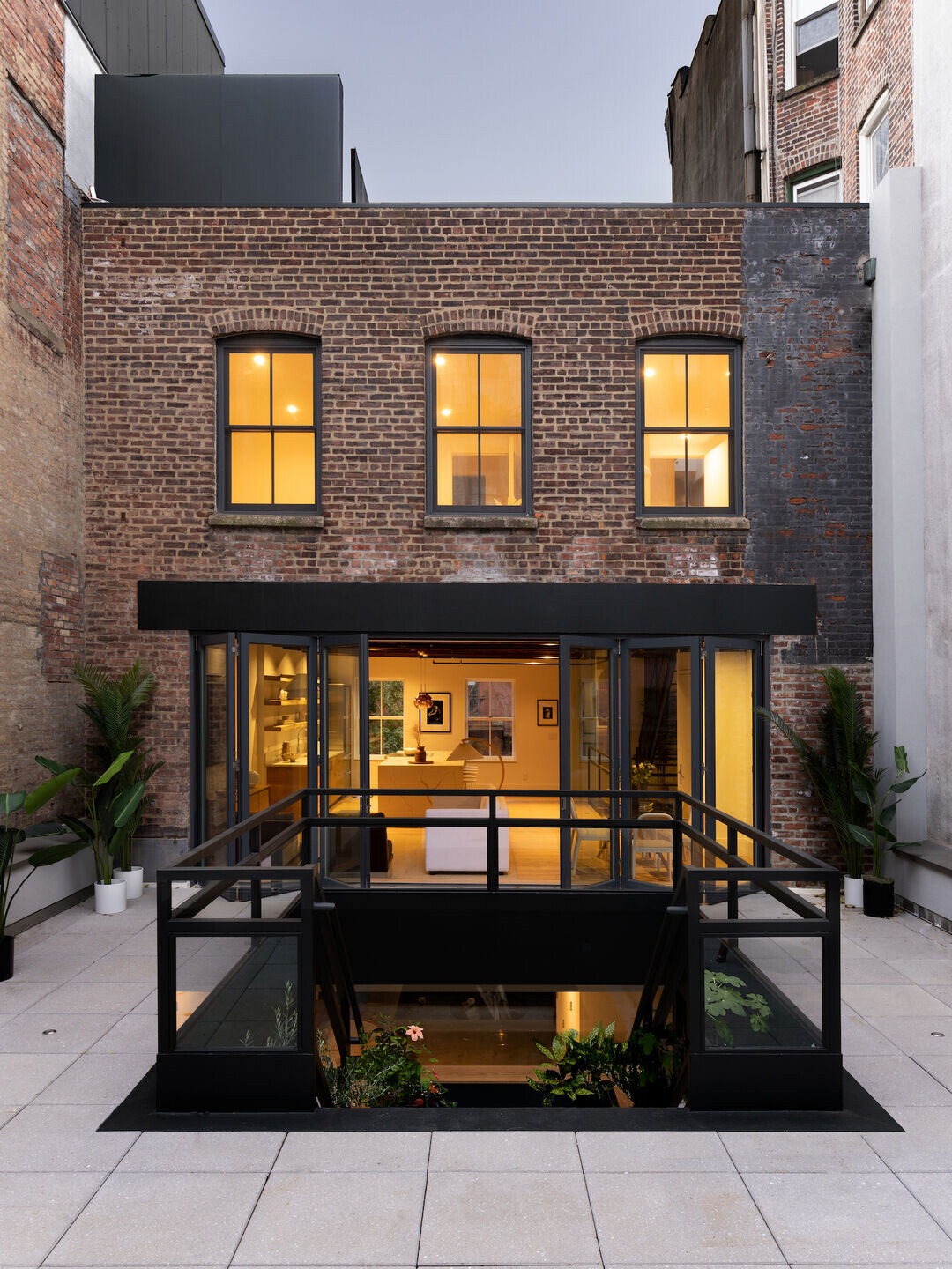 https://archello.com/story/104902/attachments/photos-videos/3 photo_credit Zack DeZon