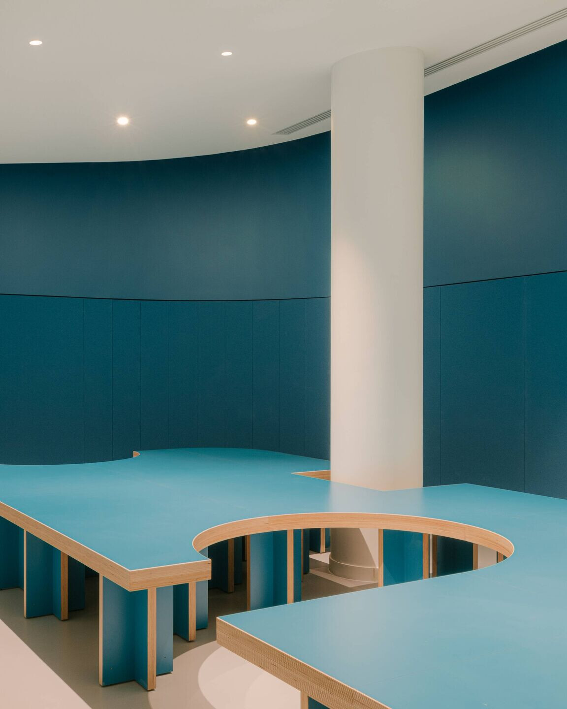 https://archello.com/story/105030/attachments/photos-videos/8 photo_credit ©MVerret