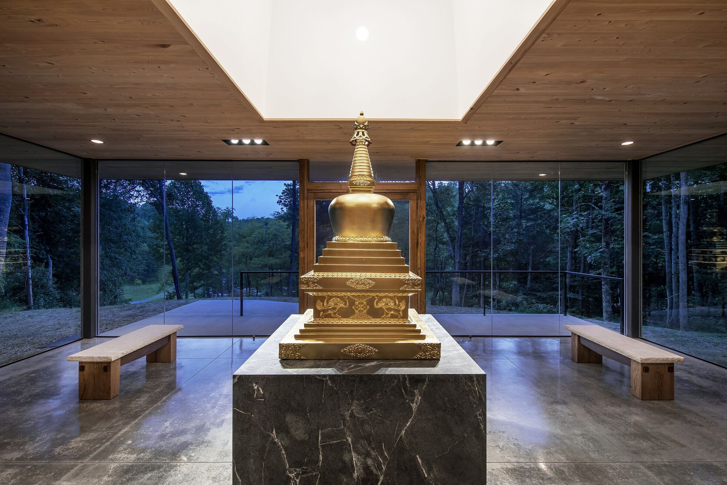https://archello.com/story/105011/attachments/photos-videos/6 photo_credit Mark Ballogg and Poon Design Inc.