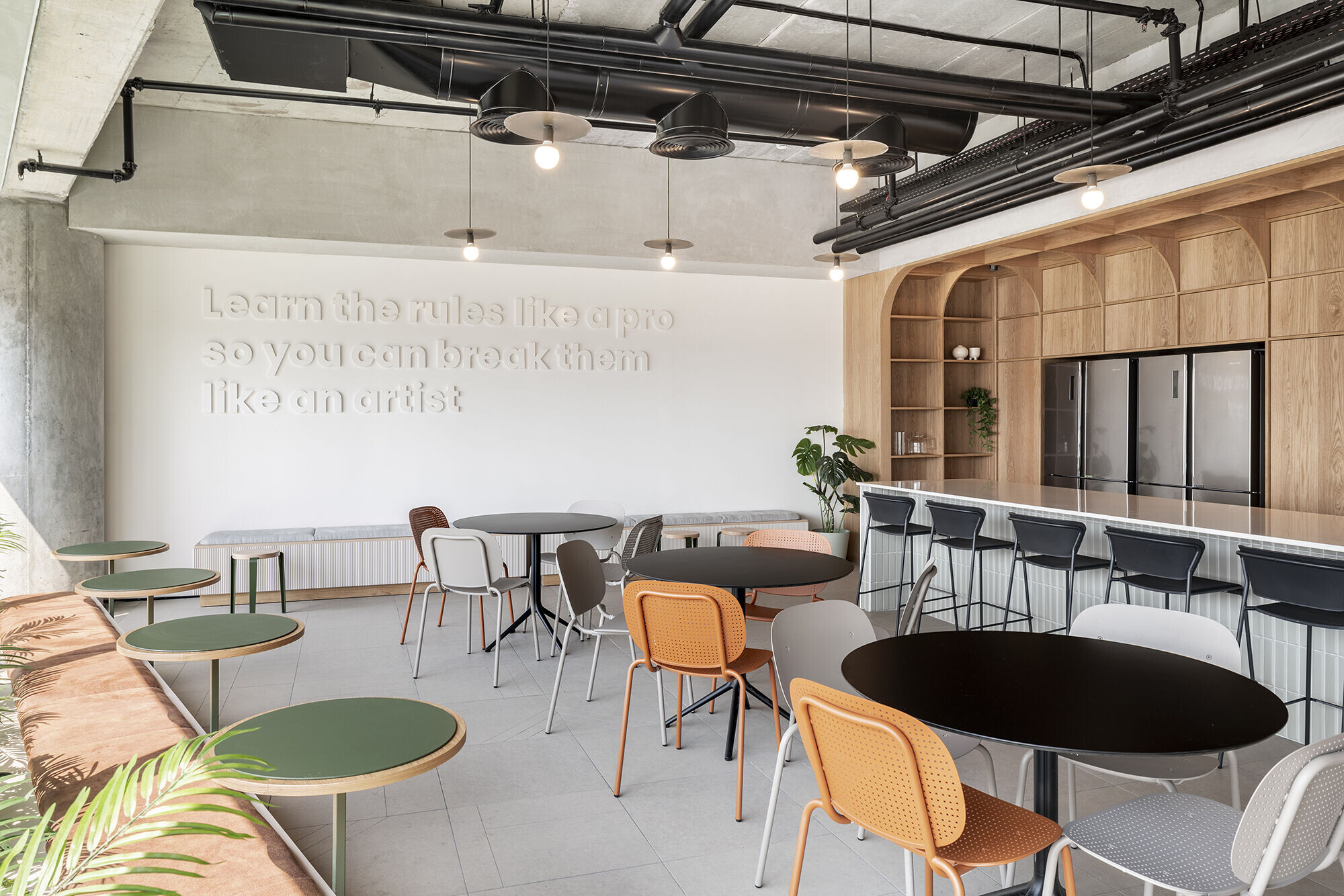 https://archello.com/story/105093/attachments/photos-videos/4 photo_credit Peled studios
