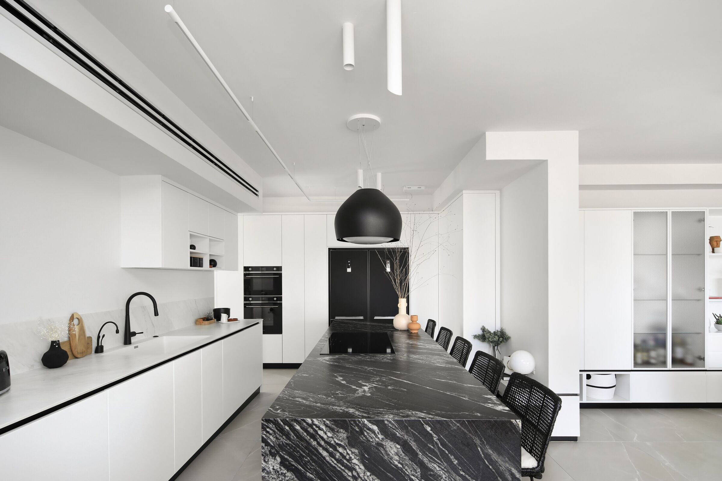 https://archello.com/story/105195/attachments/photos-videos/10 photo_credit Eran Turgeman