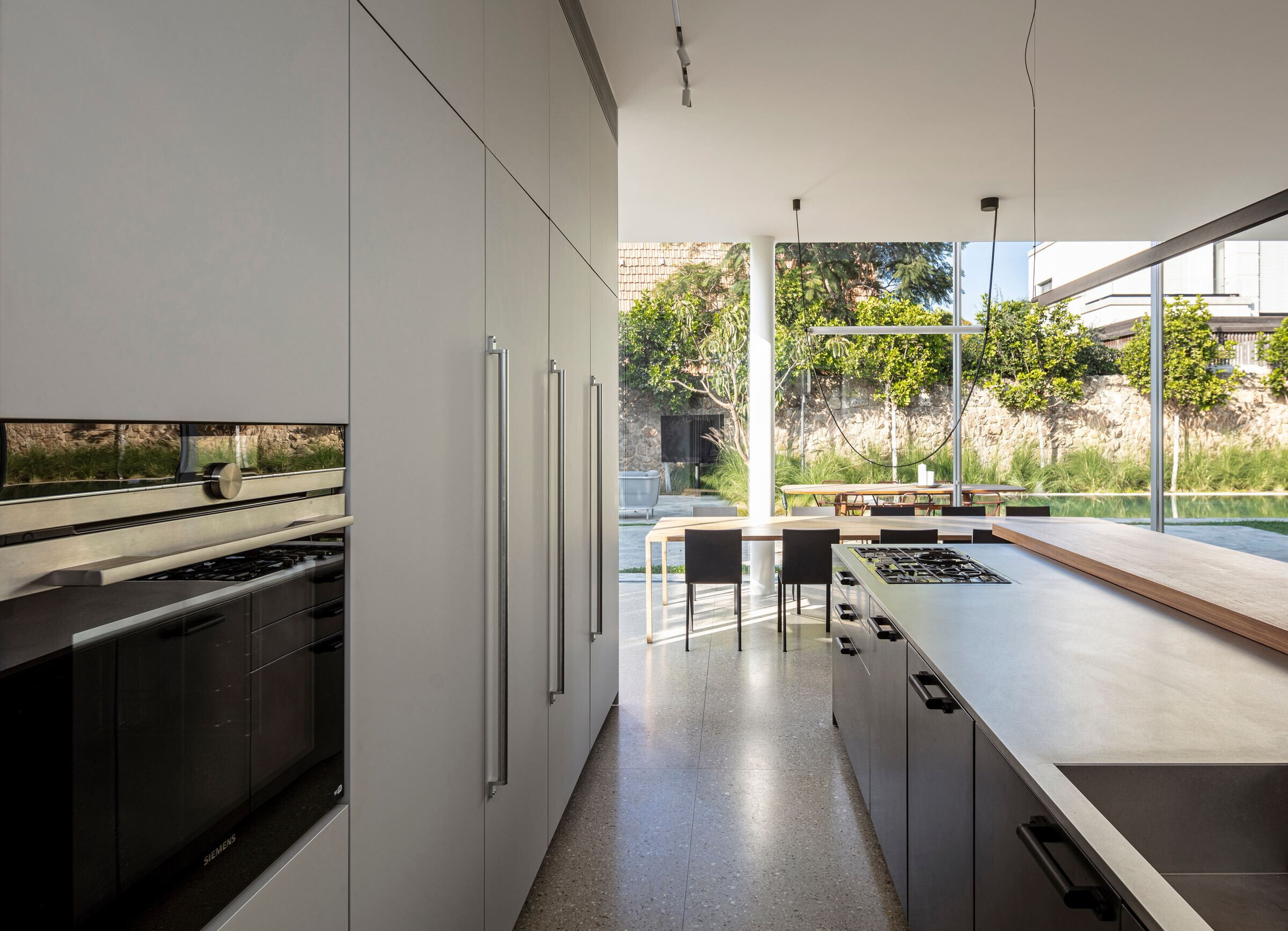 https://archello.com/story/105373/attachments/photos-videos/16 photo_credit Amit Geron