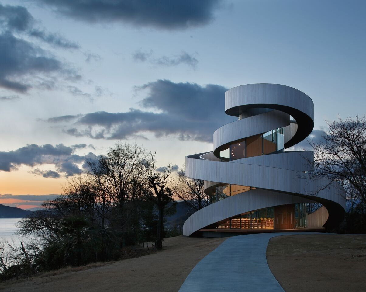 photo_credit Ribbon Chapel for Weddings by Hiroshi Nakamura & NAP - © Koji FUJII / Nacása & Partners Inc.