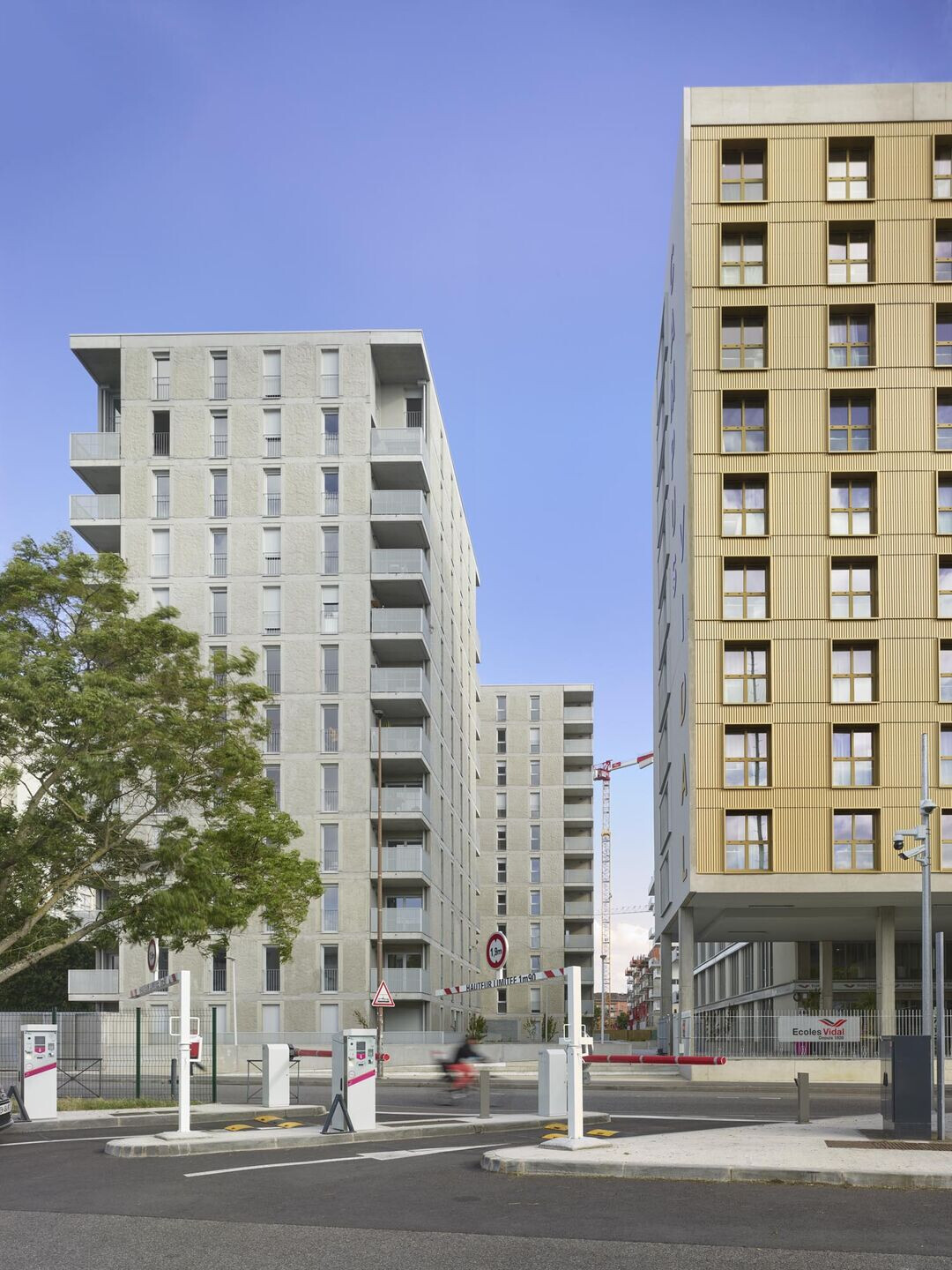 https://archello.com/story/105608/attachments/photos-videos/1 photo_credit Roland Halbe