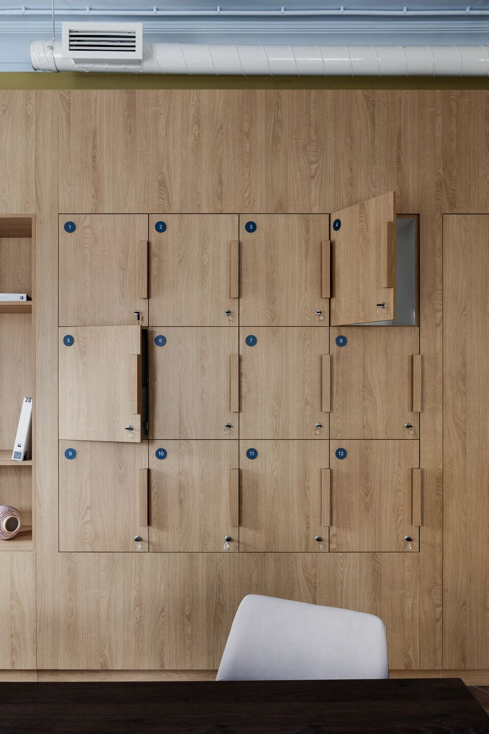 https://archello.com/story/105656/attachments/photos-videos/5 photo_credit Anton Ivanov/Styling by Anna Koroleva