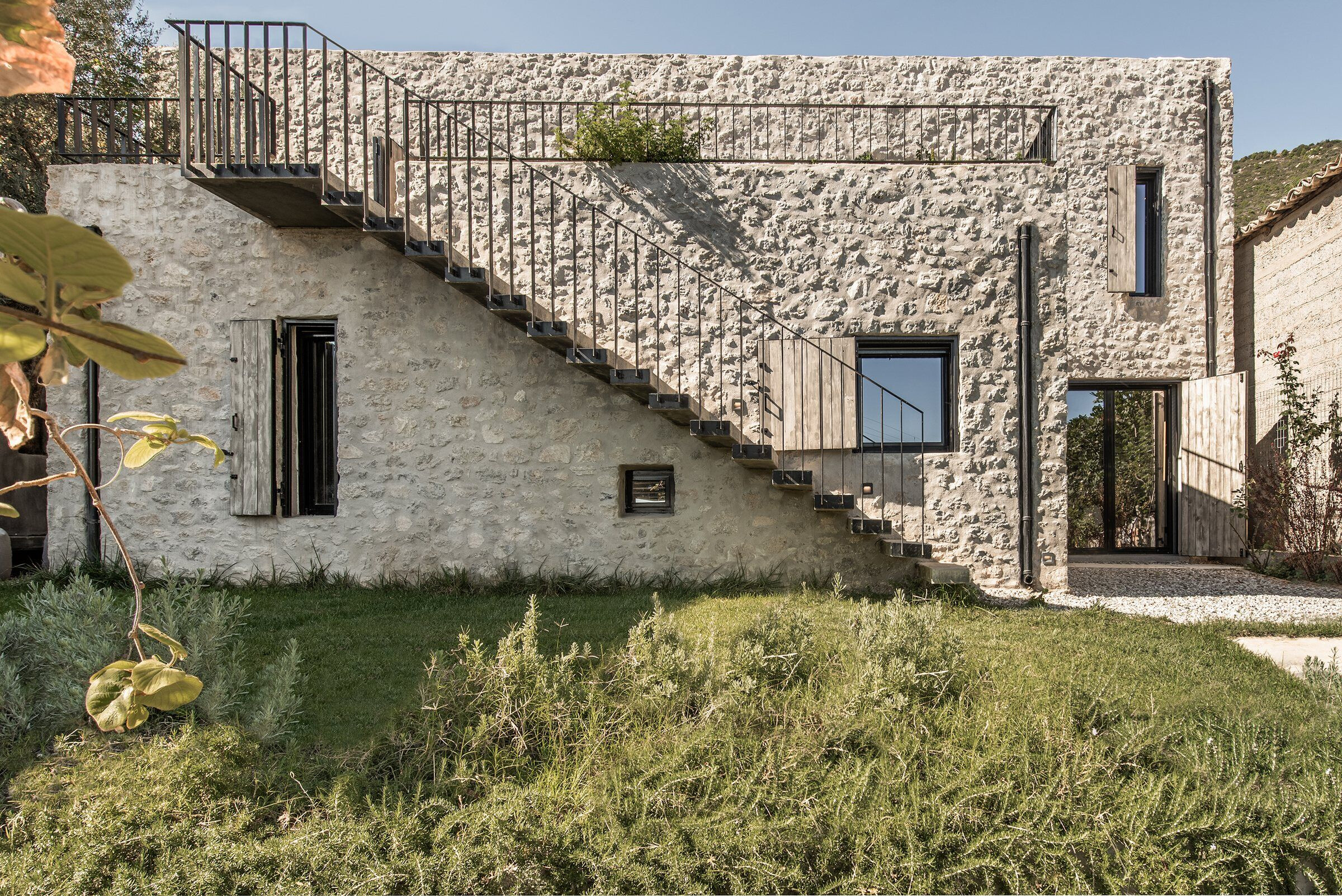 https://archello.com/story/105780/attachments/photos-videos/7 photo_credit Athina Souli