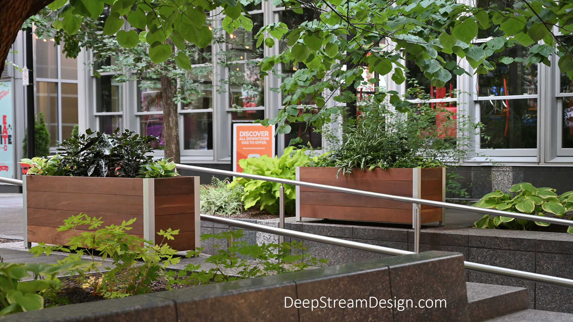 https://archello.com/story/105809/attachments/photos-videos/4 photo_credit DeepStreamDesign.com
