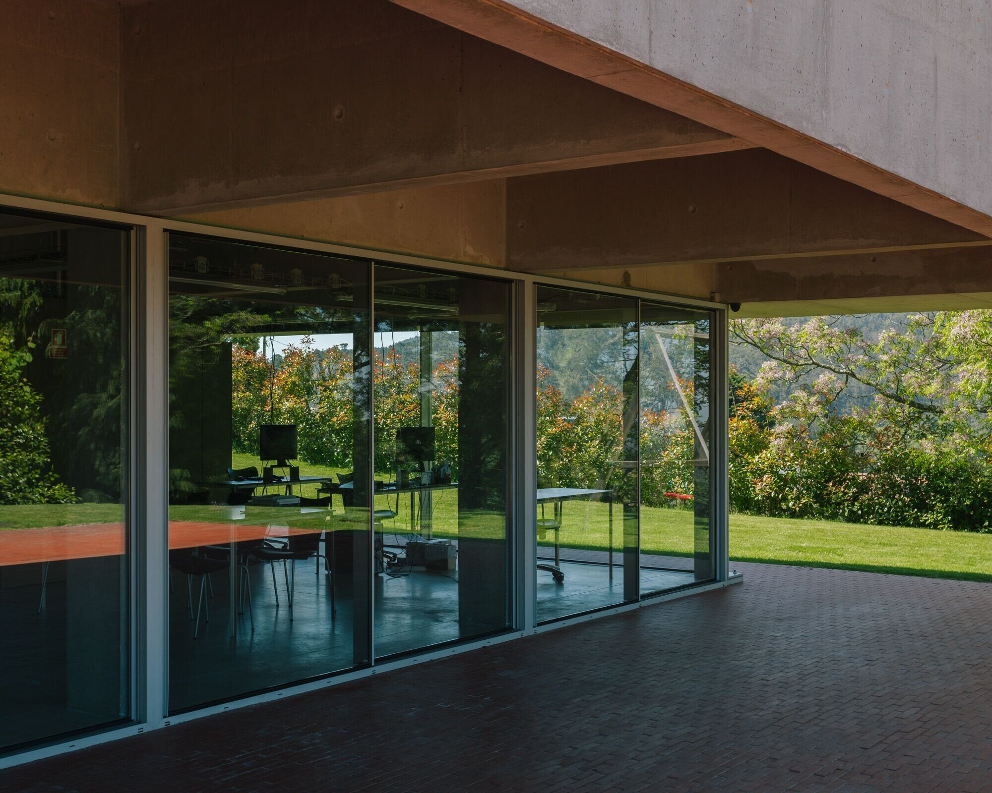 https://archello.com/story/105778/attachments/photos-videos/7 photo_credit © Francisco Ascensão