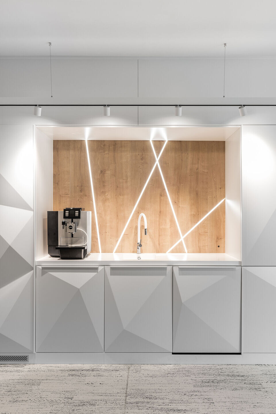 https://archello.com/story/105752/attachments/photos-videos/7
