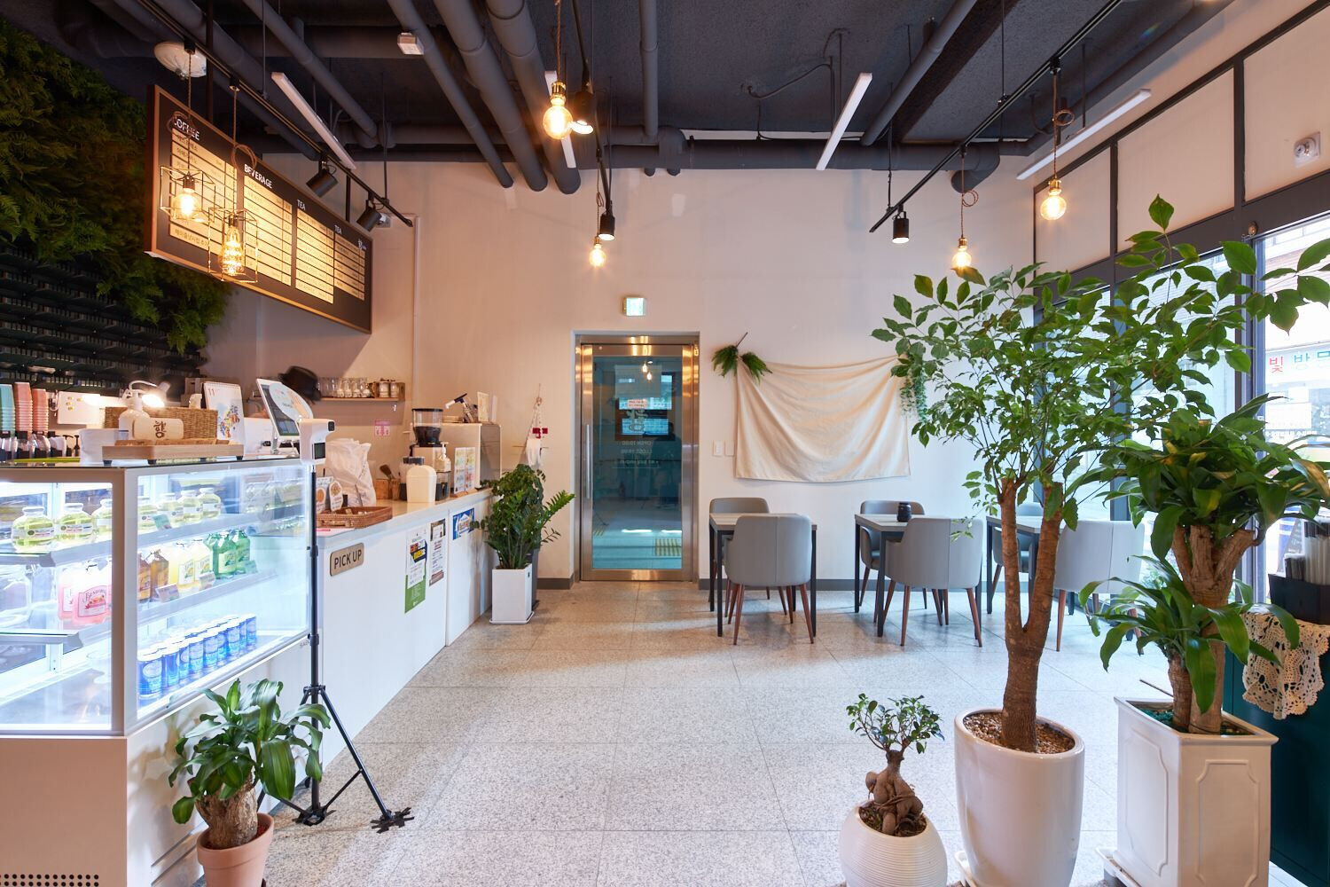https://archello.com/story/105862/attachments/photos-videos/15 photo_credit GEEUMPLUS & Hoonkoo LEE