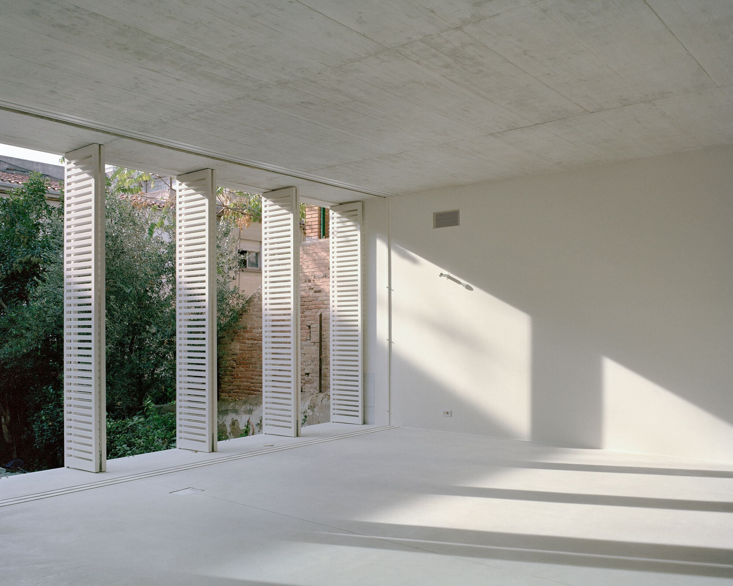 https://archello.com/story/105977/attachments/photos-videos/5 photo_credit Maxime Delvaux