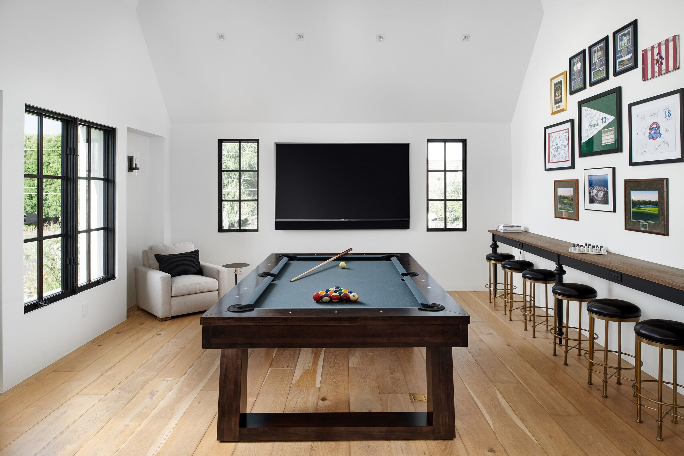 https://archello.com/story/106002/attachments/photos-videos/6 photo_credit Eric Kruk