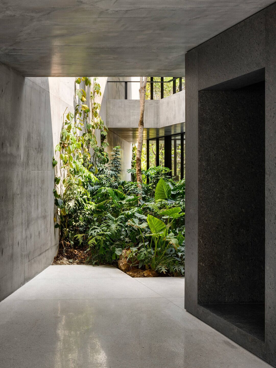 https://archello.com/story/106138/attachments/photos-videos/10 photo_credit Rafael Gamo